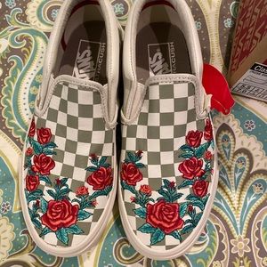 Vans slip on shoes (marshmallow-turtle dove)